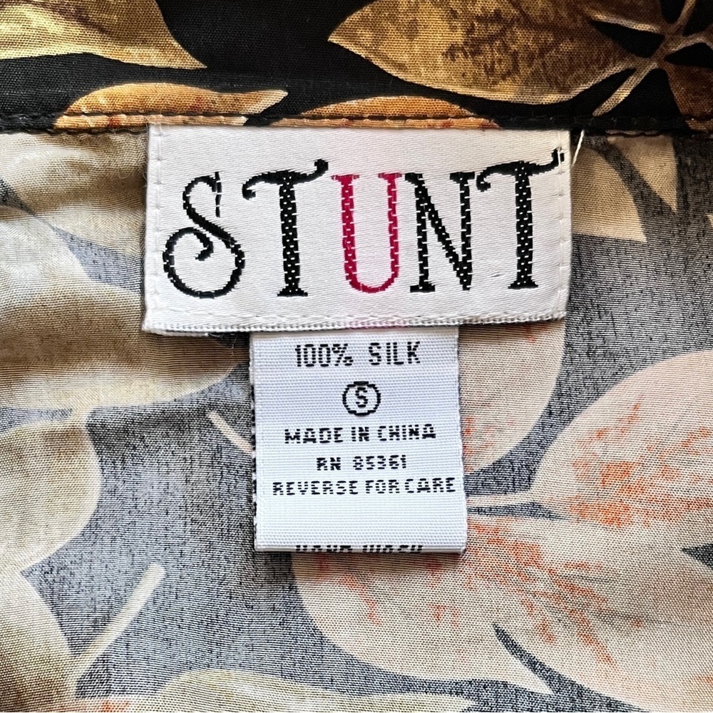 Vintage Stunt 90’s 100% Silk Leaf Print Blouse Size S - Picture 10 of 11